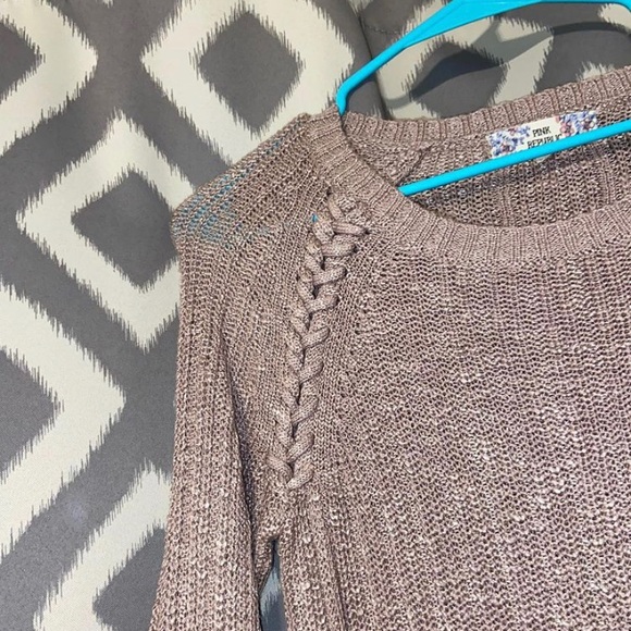 chiffon pink sweater - Picture 2 of 2